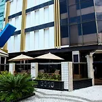 Apto Boutique Baln Camboriu frente mar pe na areia deslumbrante vista mar HIGIENIZADO TOTAL para COMVIDA-22